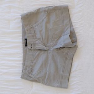Arc'teryx Women's Camden Short | 8